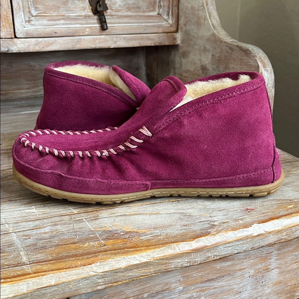 🤍  L.L. Bean Wicked Good Boot Moc Slippers Size 8 Bramble Berry Suede Shearling - Picture 2 of 11